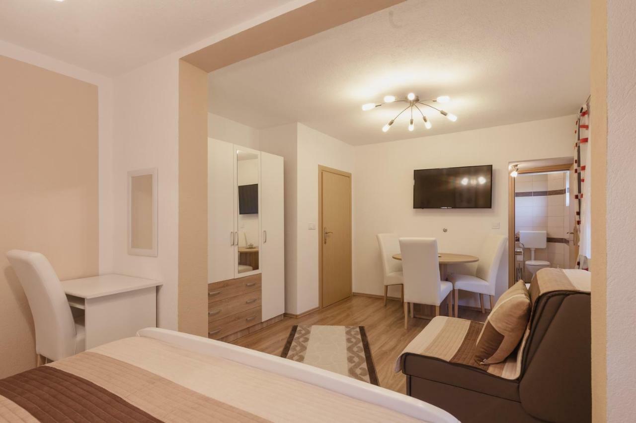 Iris Room & Apartment Slunj Exterior foto